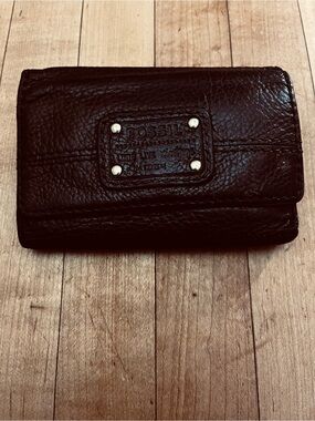 Fossil Brown Pebbled Leather Trifold Flap Wallet